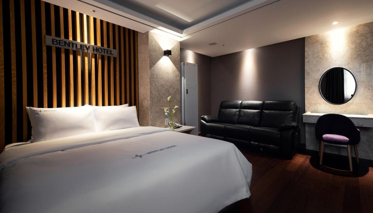 Hotel Artheim Кванджу Экстерьер фото