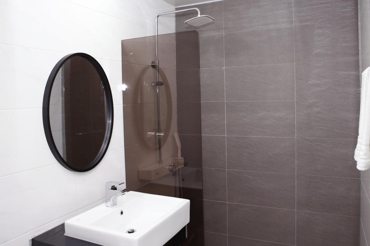 Hotel Artheim Кванджу Экстерьер фото